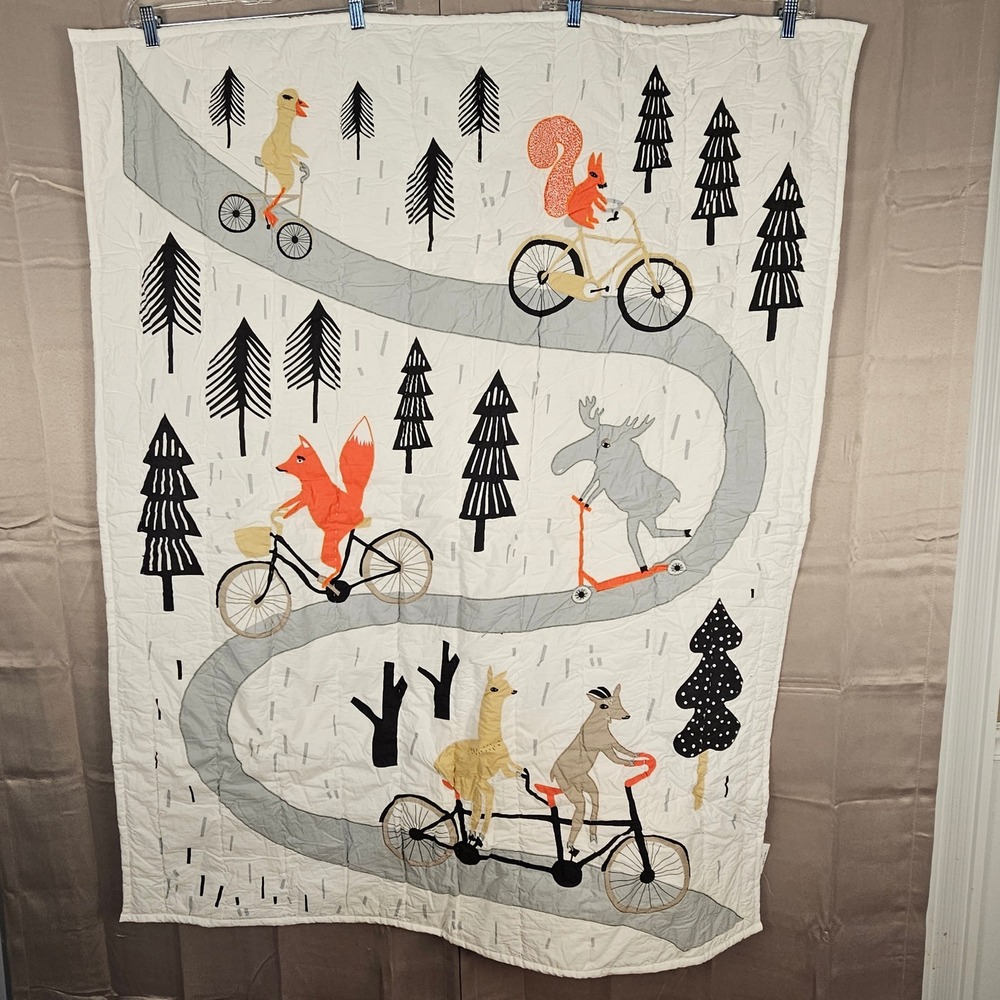 Crate & Kids‎ The Land Of Nod Woodland Animals Quilt 20" x 48"
